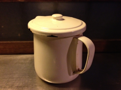 oilpot.jpg